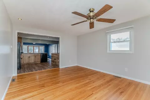 97 Valier Ave, Chicopee, MA 01020 photo 13