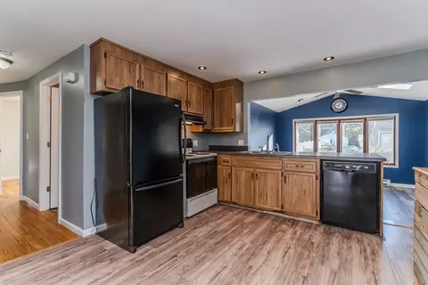 97 Valier Ave, Chicopee, MA 01020 photo 14