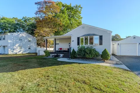 97 Valier Ave, Chicopee, MA 01020 photo 4