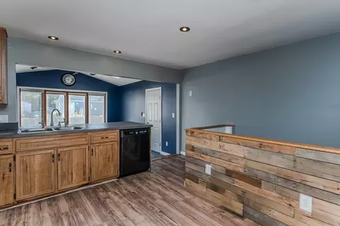 97 Valier Ave, Chicopee, MA 01020 photo 15