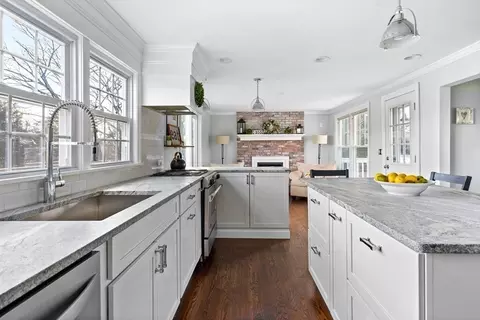 49 Westview Ter, Easthampton, MA 01027 photo 11
