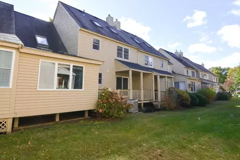 Exterior - 9 Thistle Ln #91, Worcester, MA 01602 photo 2 of 4