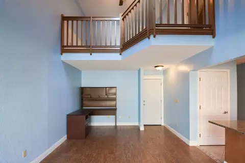 Living - 9 Thistle Ln #91, Worcester, MA 01602 photo 5 of 6