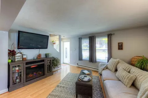 Living - 55 Warner Ave # -A, Worcester, MA 01604 photo 1 of 1