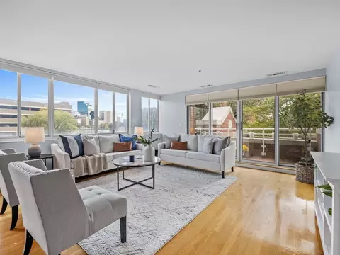 4 Canal Park # -6, Cambridge, MA 02141