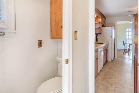 54 Ashbrook St, Springfield, MA 01118 photo 12