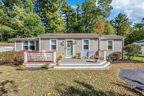 52 Wampatuck St, Pembroke, MA 02359