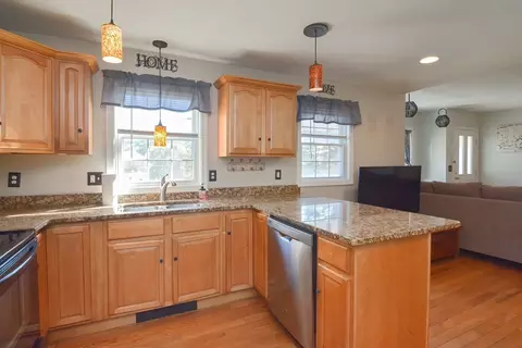 Kitchen - 11 Quaboag St #B, Warren, MA 01083 photo 4 of 4