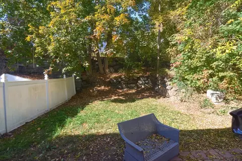 Exterior - 11 Quaboag St #B, Warren, MA 01083 photo 8 of 12