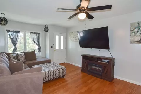Other - 11 Quaboag St #B, Warren, MA 01083 photo 2 of 3