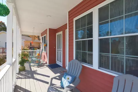 Exterior - 11 Quaboag St #B, Warren, MA 01083 photo 9 of 12