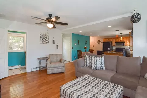 Living - 11 Quaboag St #B, Warren, MA 01083 photo 1 of 1