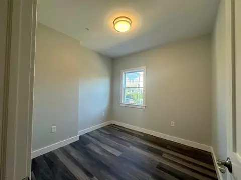 18 Central Ave, Everett, MA 02149 photo 32