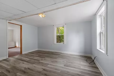 Living - 15 Wright St, Gardner, MA 01440 photo 4 of 4