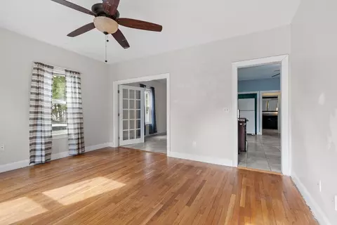 Living - 15 Wright St, Gardner, MA 01440 photo 2 of 4
