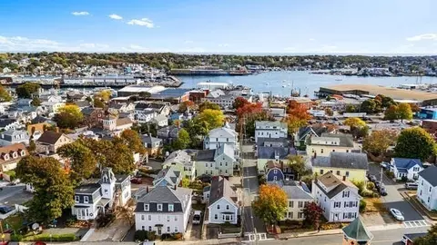 View/Area - 2 Winchester Ct, Gloucester, MA 01930 photo 1 of 2