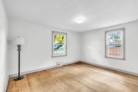 72 Maebeth St, Springfield, MA 01119 photo 17