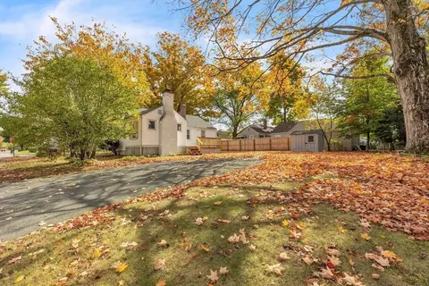 72 Maebeth St, Springfield, MA 01119 photo 32