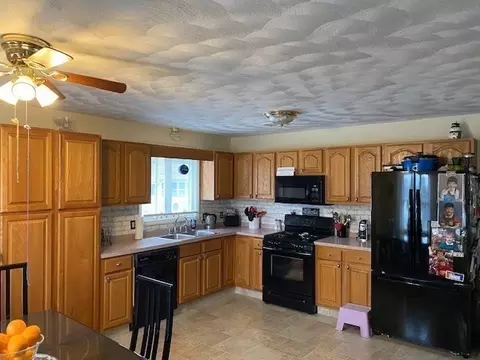 864 N Eastern Ave, Fall River, MA 02720 photo 8