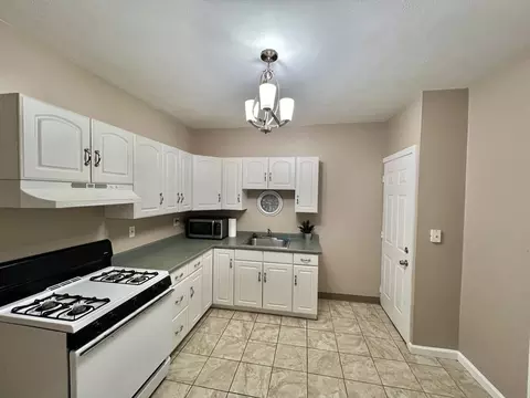 35 Clark Ave, Chelsea, MA 02150