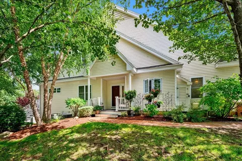 100 Kirkbride Dr #247, Danvers, MA 01923