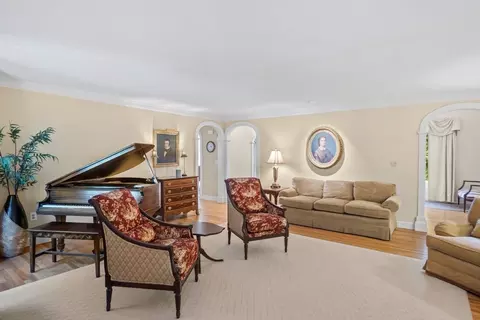 Living - 29 Stoneymeade Way, Acton, MA 01720 photo 4 of 5