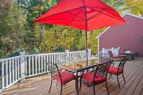 Exterior - 29 Stoneymeade Way, Acton, MA 01720 photo 4 of 7