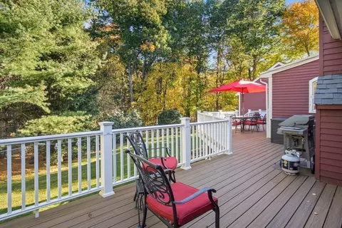 Exterior - 29 Stoneymeade Way, Acton, MA 01720 photo 5 of 7