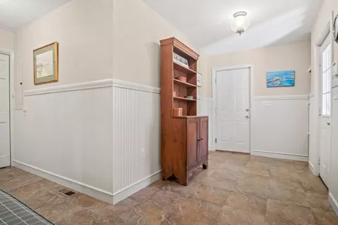 Entry Way - 29 Stoneymeade Way, Acton, MA 01720 photo 5 of 7