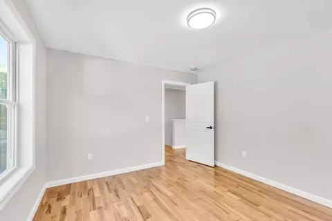 Bedroom - 136 Orchard St, Springfield, MA 01107 photo 5 of 8