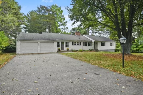 135 Sewall St, Boylston, MA 01505
