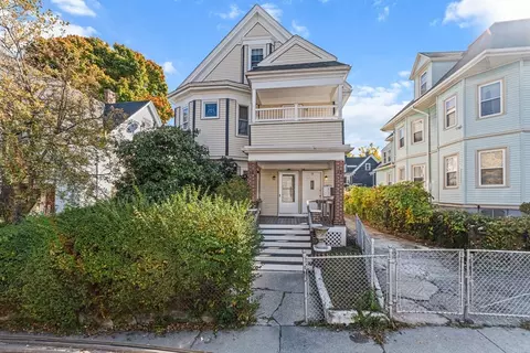 16-18 Bloomfield St, Boston, MA 02124