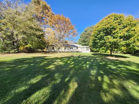 Exterior - 455 Boston Rd, Sutton, MA 01590 photo 10 of 10