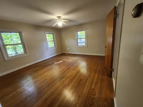 Bedroom - 455 Boston Rd, Sutton, MA 01590 photo 1 of 3
