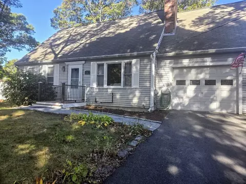 76 Skating Rink Rd, Barnstable, MA 02601 photo 2
