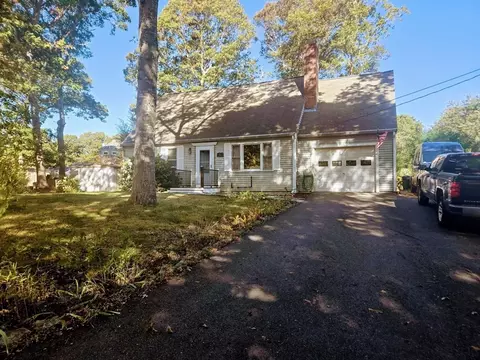 76 Skating Rink Rd, Barnstable, MA 02601 photo 3