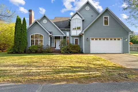 32 Owen Dr, Amherst, MA 01002