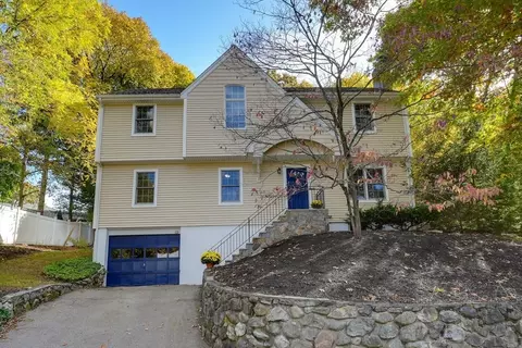 14 Henry St, Winchester, MA 01890