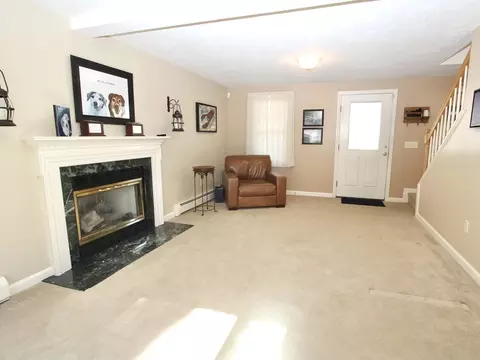 Living - 3 Devonshire St, Worcester, MA 01605 photo 1 of 2
