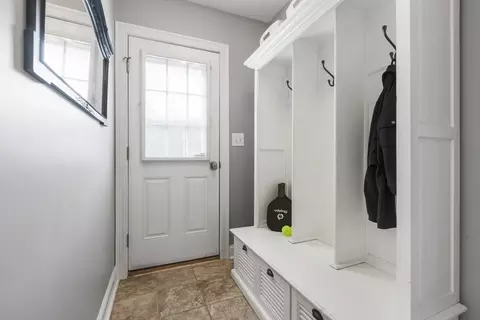 14 Paddock Ln, Millis, MA 02054 photo 4