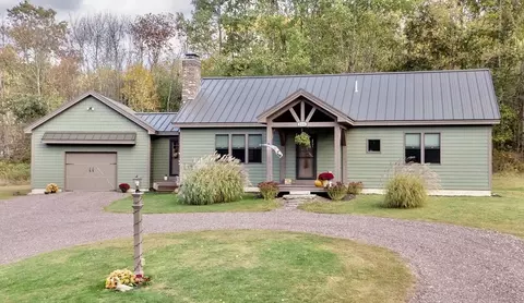 216 Padre Rd, New Braintree, MA 01531