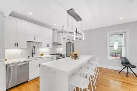 173 School St #2, Boston, MA 02119