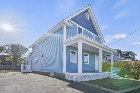 10 Vincent St, Lowell, MA 01850