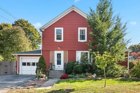 51 Roger Williams Ave, East Providence, RI 02916