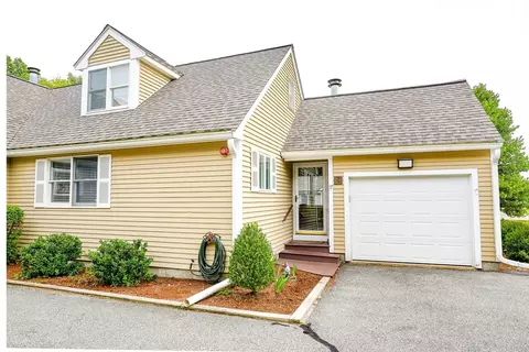 37 Precourt Ln #37, Norton, MA 02766