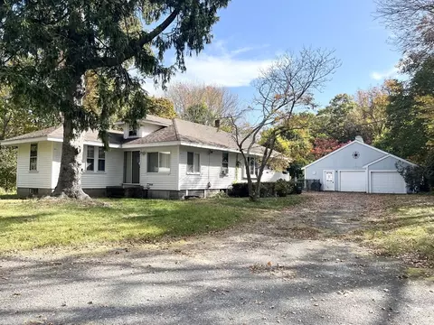 34 Newfield St # -R, Plymouth, MA 02360