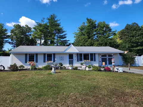 10 Uncatena Rd, Wareham, MA 02576