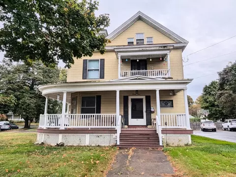 25 Pleasant St, Westfield, MA 01085