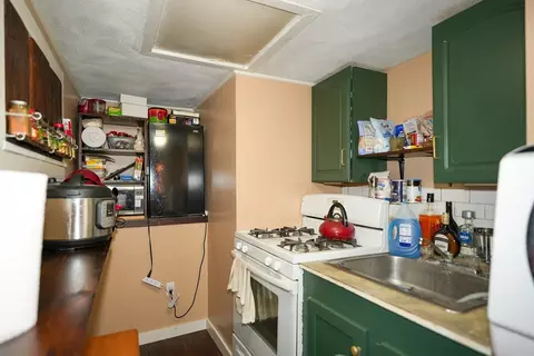 Kitchen - 2 Central St, Acton, MA 01720 photo 2 of 5