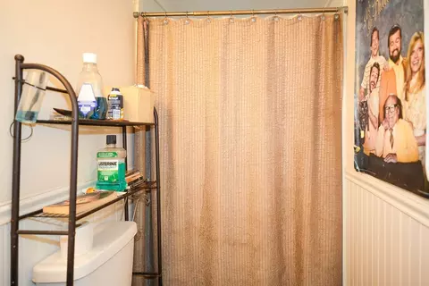 Bath - 2 Central St, Acton, MA 01720 photo 1 of 5